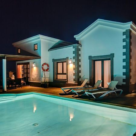 Villa Los Dragos Playa Blanca (Lanzarote) Exterior foto