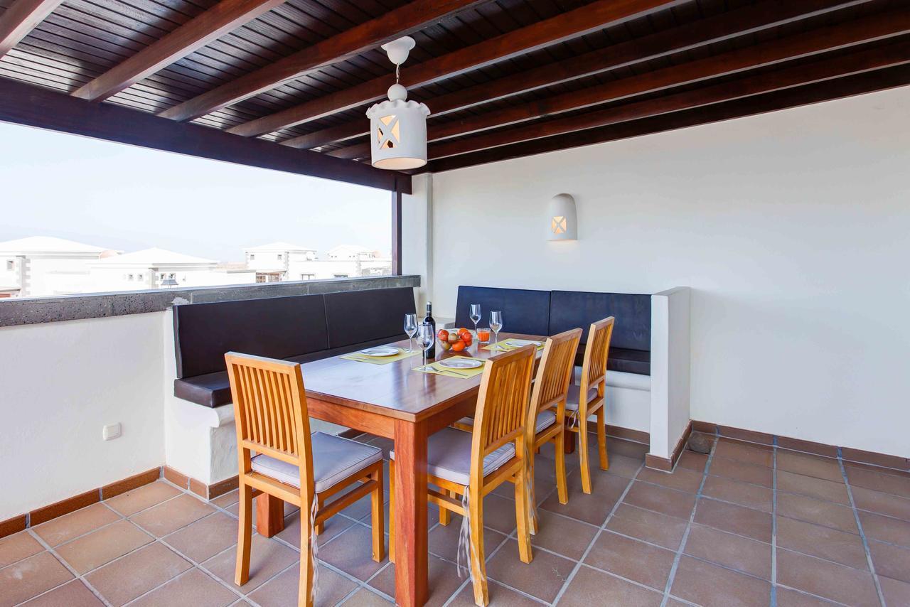 Villa Los Dragos Playa Blanca (Lanzarote) Exterior foto